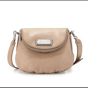 Marc Jacob’s nude crossbody bag!